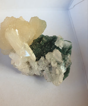 Zeolite specimen - 70g