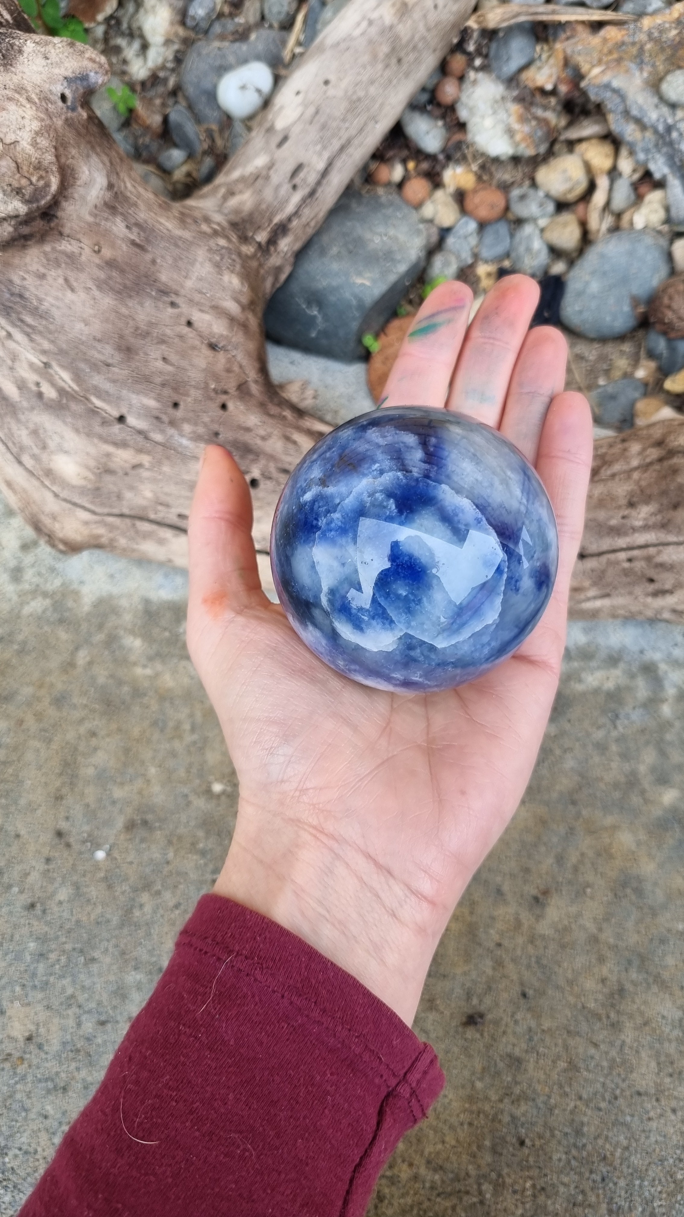 Sodalite - sphere ball from Pakistan- UV reactive