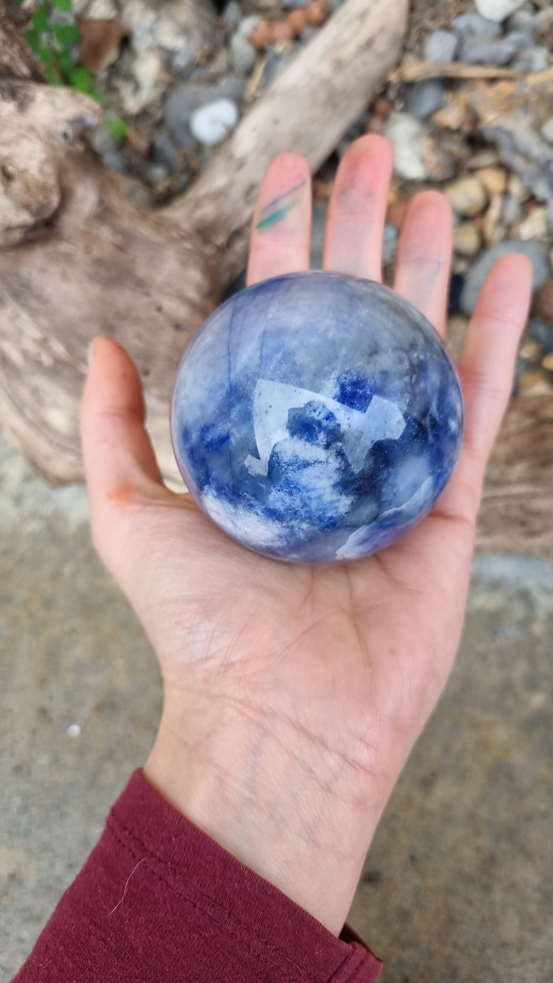 Sodalite - sphere ball from Pakistan- UV reactive