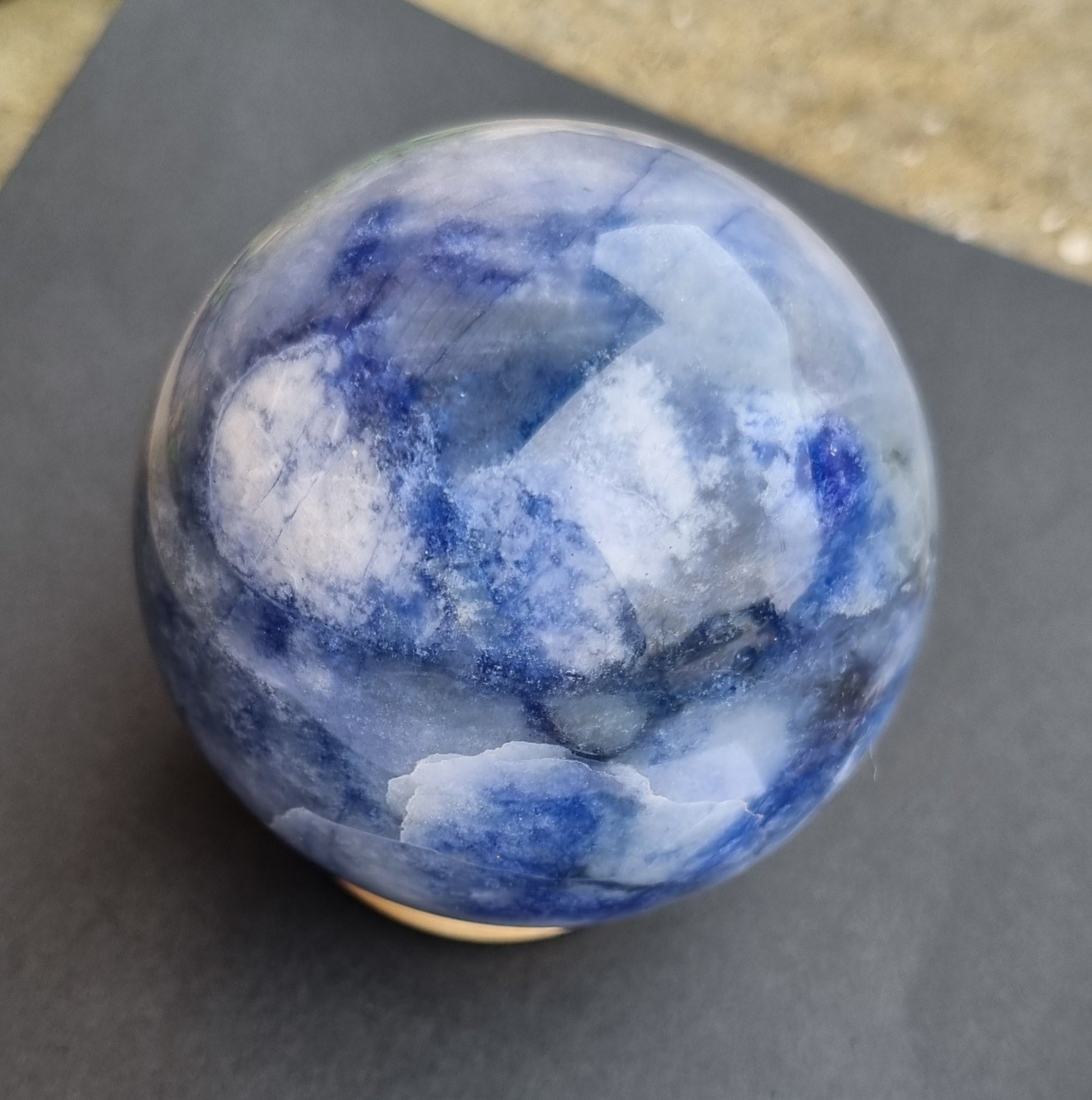 Sodalite - sphere ball from Pakistan- UV reactive