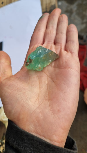 Fluorescent fluorite from Pakistan