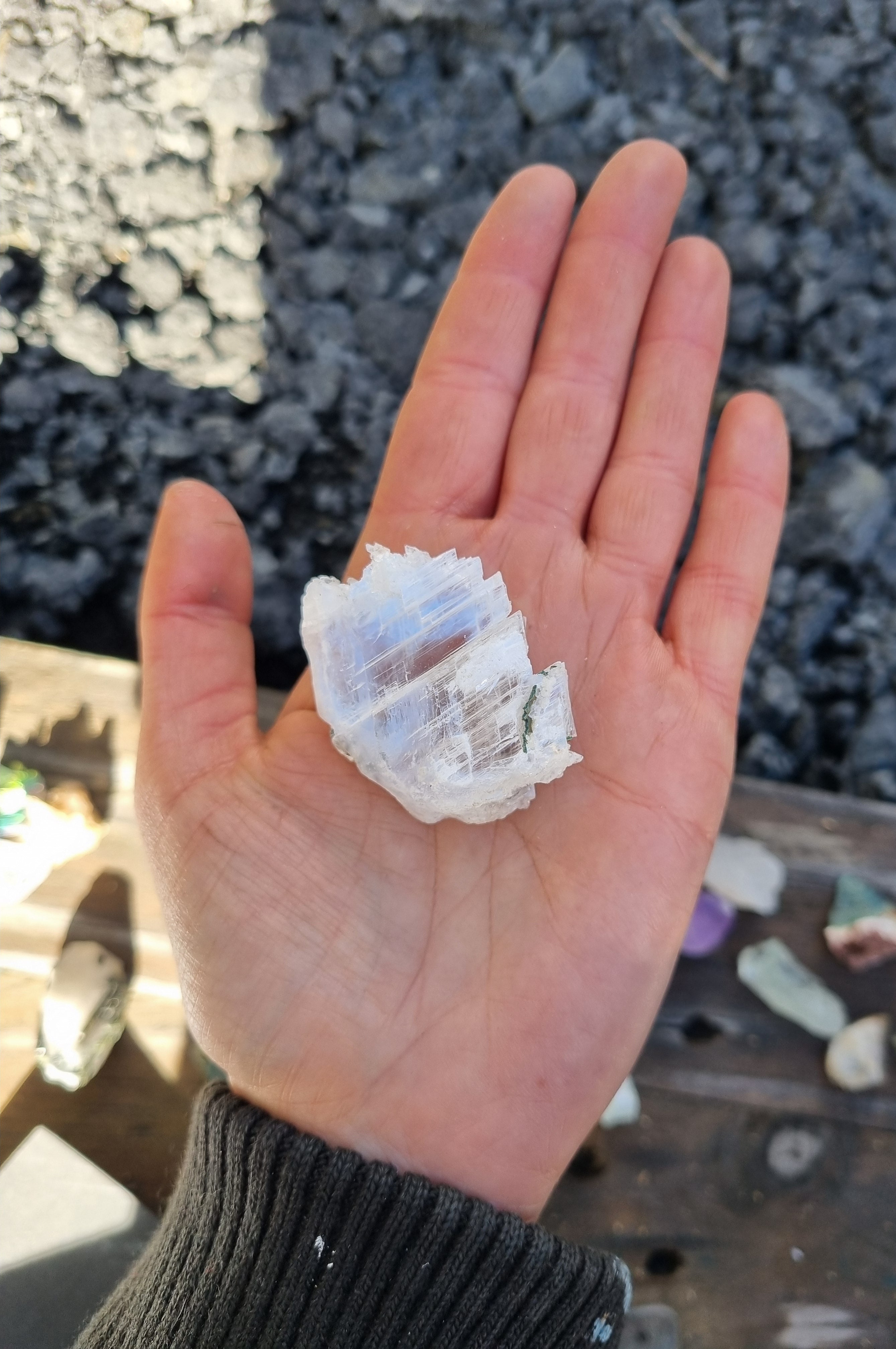 Optical selenite