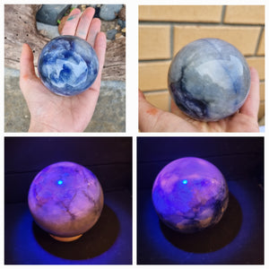 Sodalite - sphere ball from Pakistan- UV reactive