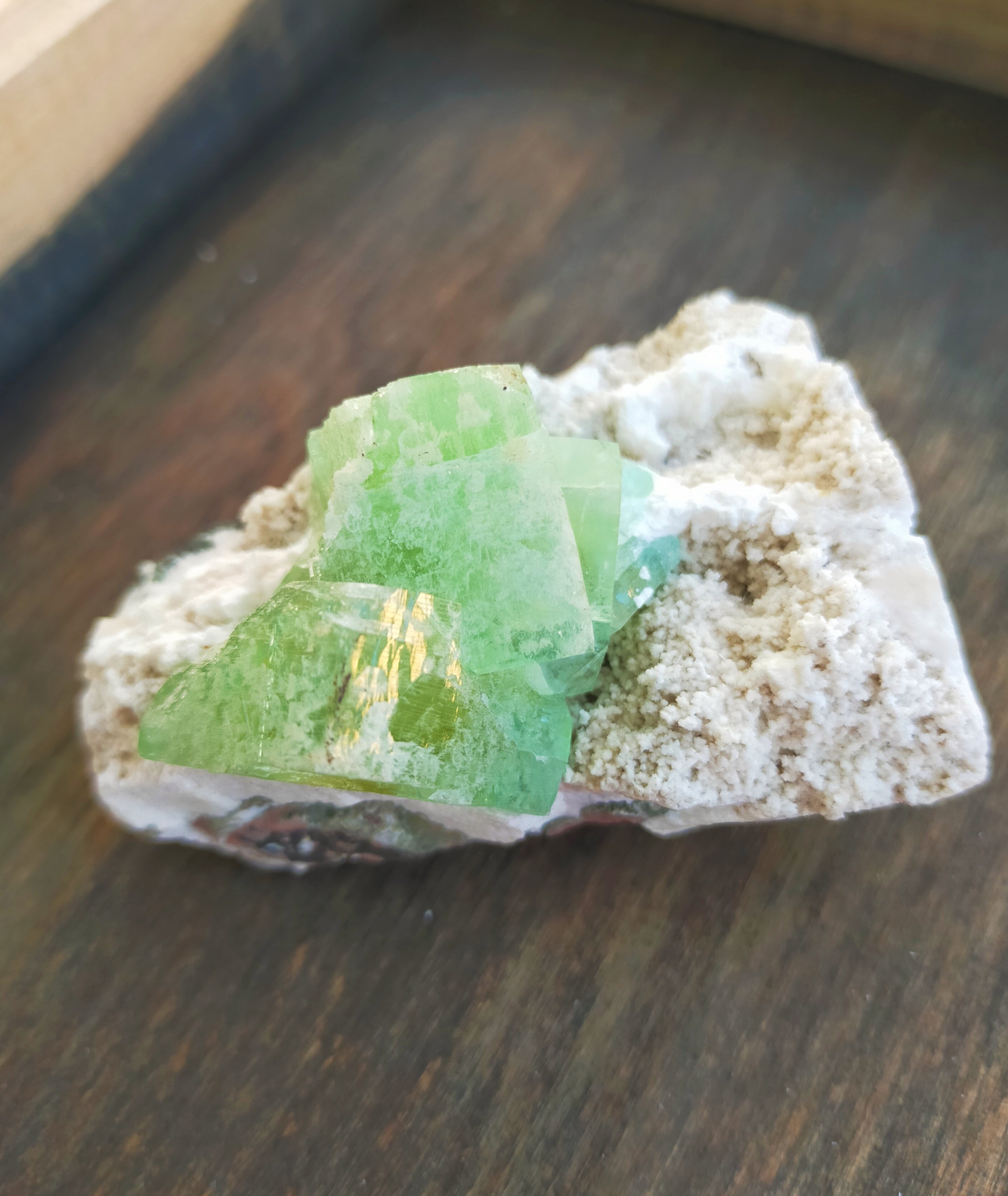 Green Apophyllite + mordonite - Zeolite specimen - 98g