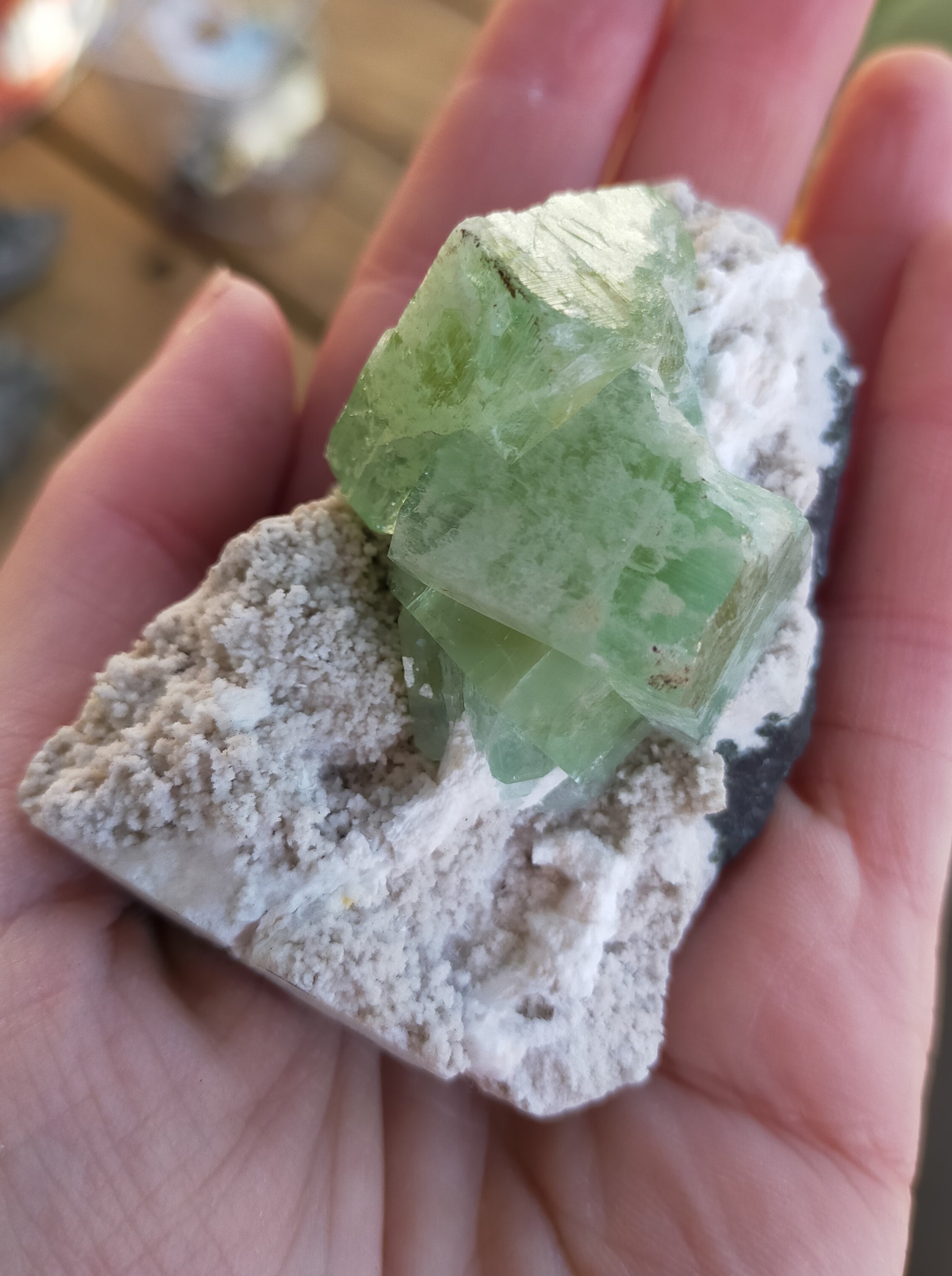 Green Apophyllite + mordonite - Zeolite specimen - 98g