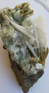 Scolocite, mesolite, Apophyllite - Zeolite specimen -146g