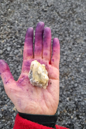 chalcedony quartz - Specimen - india