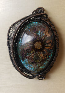 Resin flower wire wrap collaboration necklace