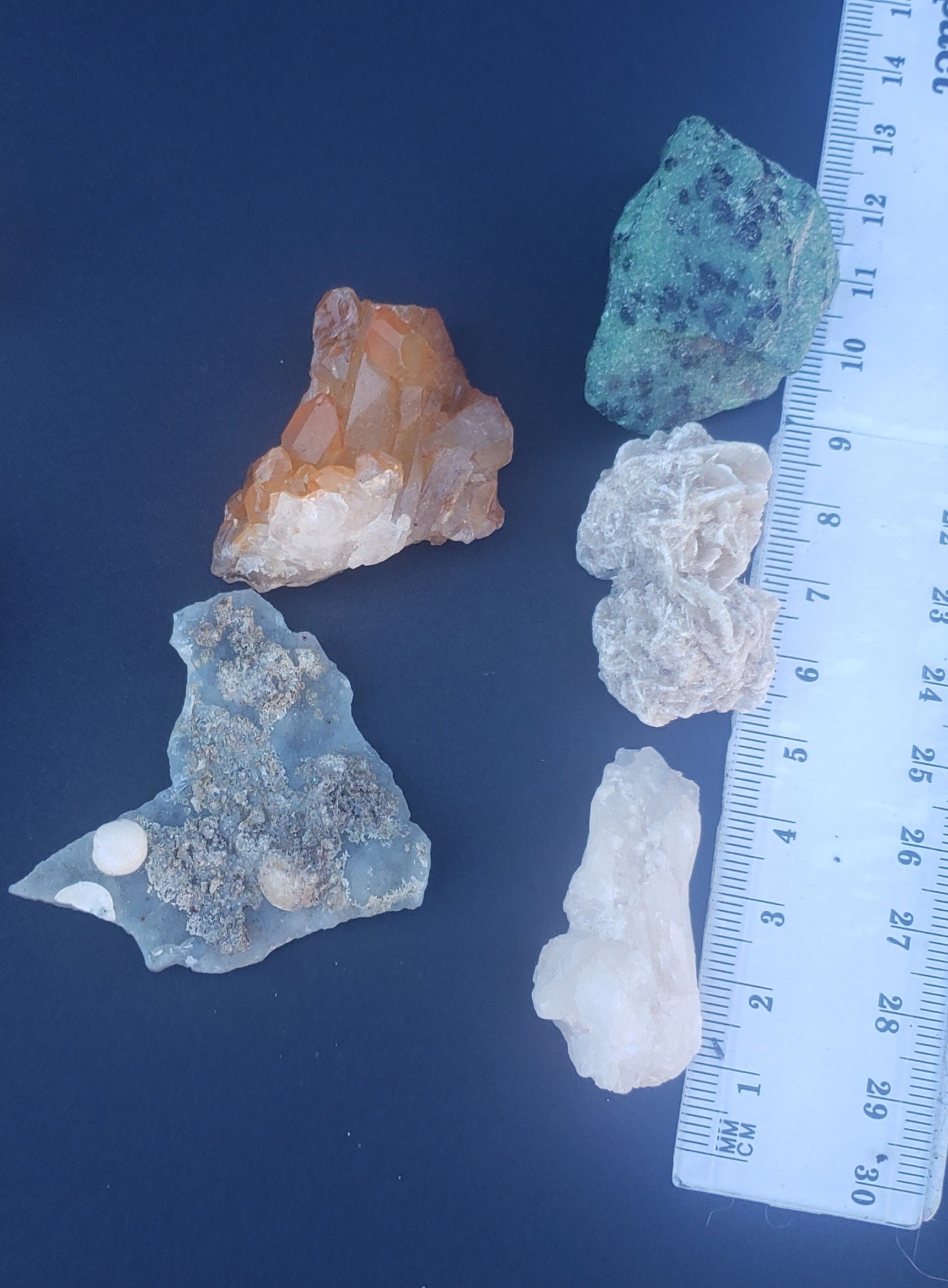 Bulk mineral clearence lot #10 - 196g