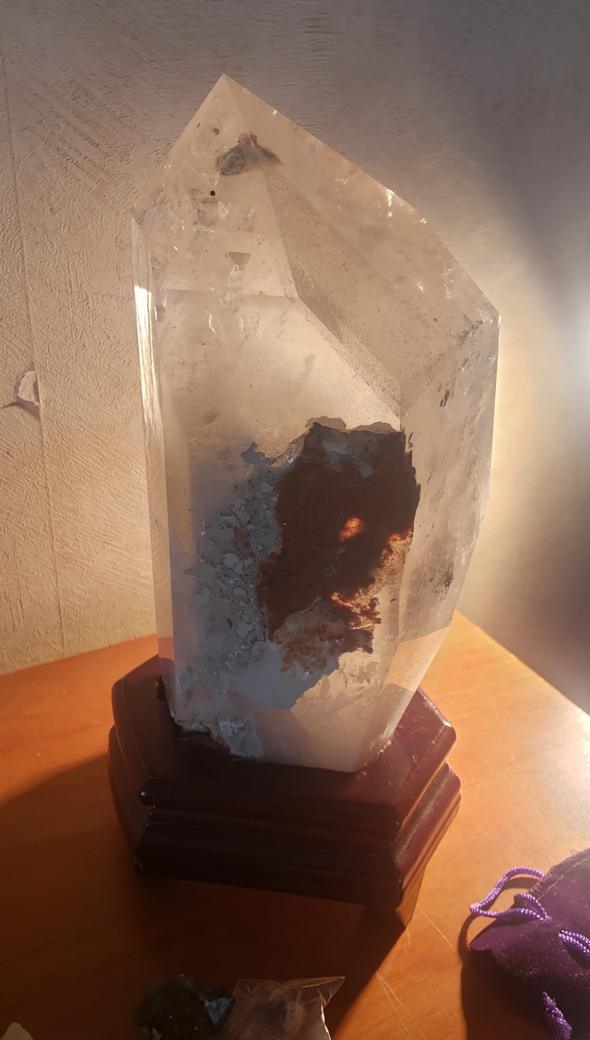 Large polished quartz with heaps phantoms and inclusions - 3.6kg