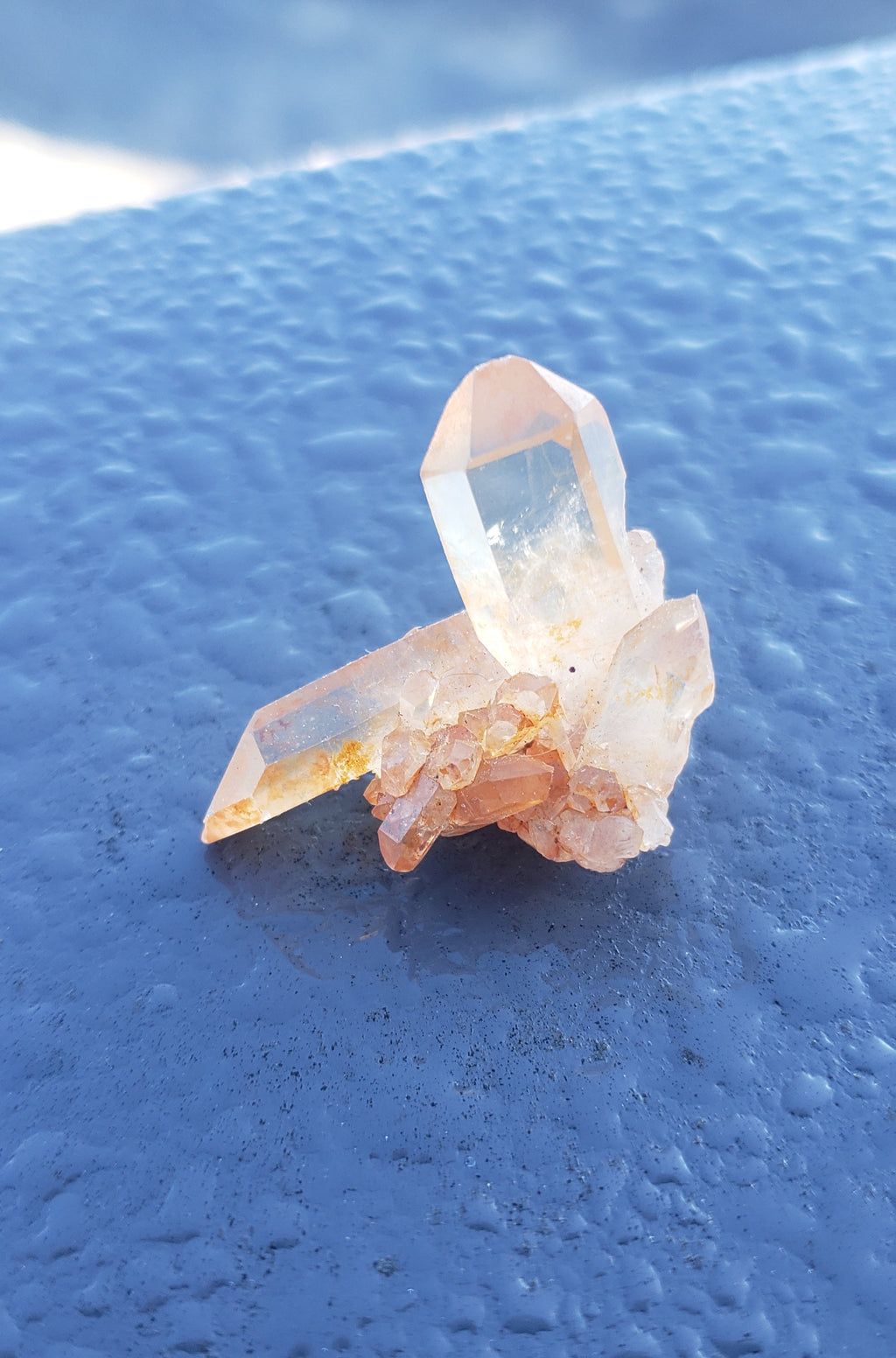 Tangarine quartz cluster - - 9grams